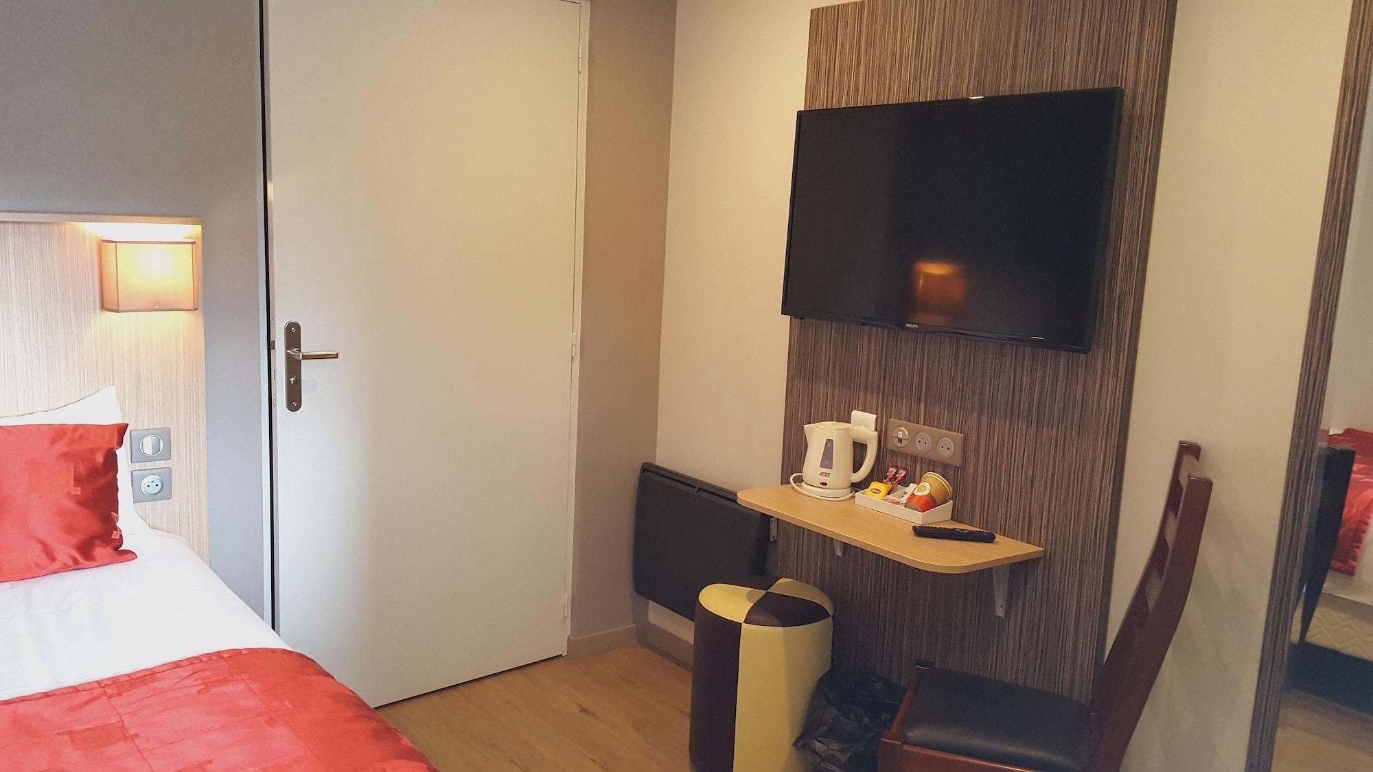 Comfort Orleans Provinces Hotel 3*